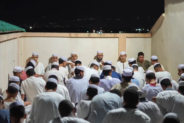 مؤسسة البينات, Charities