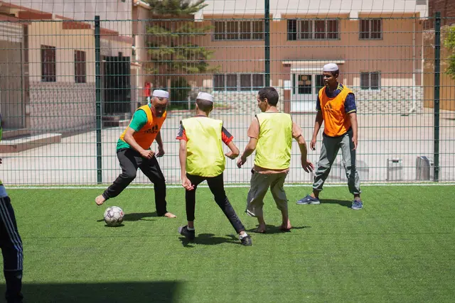 مؤسسة البينات, Charities