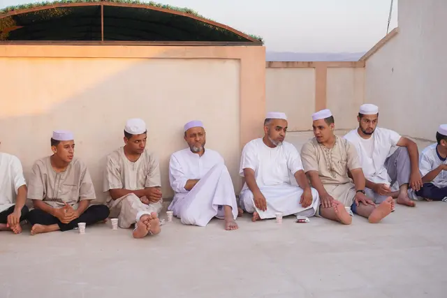 مؤسسة البينات, Charities